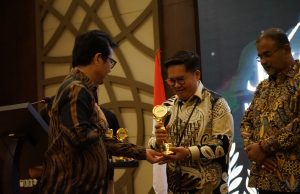 Raih Penghargaan JMSI Award, Wabup Kukar Rendi Solihin Gaungkan UMKM Sebagai Motor Ekonomi Lokal