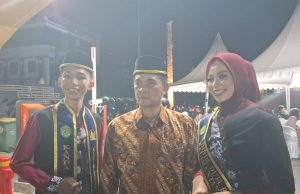 Adji Valentino Ramadhana dan Dea Natasya Raih Gelar Duta Budaya Kaltim 2024