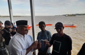 DKP Kukar Bagikan 38 Perahu Baru untuk Dorong Produktivitas Nelayan