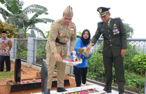 Pjs Bupati dan Forkopimda Kukar Kenang Jasa Pahlawan di TMP Bukit Biru