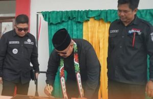 Kunjungan Kerja Di Kecamatan Anggana, Bupati Kukar Resmikan SKB, Dermaga Dan BPU