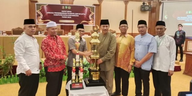 Akhir tahun 2024 lalu pada ajang Musabaqah Tilawatil Quran (MTQ) ke-45 Tingkat Kabupaten Kutai Kartanegara (Kukar) di Kecamatan Samboja Barat, kontingen Kafilah Kecamatan Loa Janan berhasil meraih juara umum. Dan secara simbolis kontingen Kafilah Kecamatan Loa Janan yang diwakili Camat Loa Janan, Hery Rusnadi, menerima Piala Bergilir Dan Piala Tetap, di sela-sela kegiatan Pembukaan Seleksi Pra TC Tahap II dan Pembukaan Rapat Kerja Lembaga Pengembangan Tilawatil Quran, di Hotel Grand Elty Singgasana, Tenggarong, Sabtu (26/04/2025).