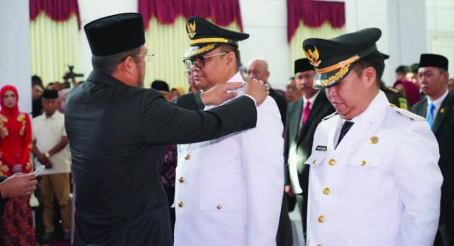 Bupati dan Wakil Bupati Kukar Terpilih Aulia Rahman Basri dan Rendy Solihin Resmi Dilantik