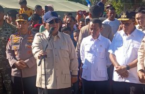 Prabowo ke Korban Gempa NTT: MBG Mau Diteruskan atau Tidak?
